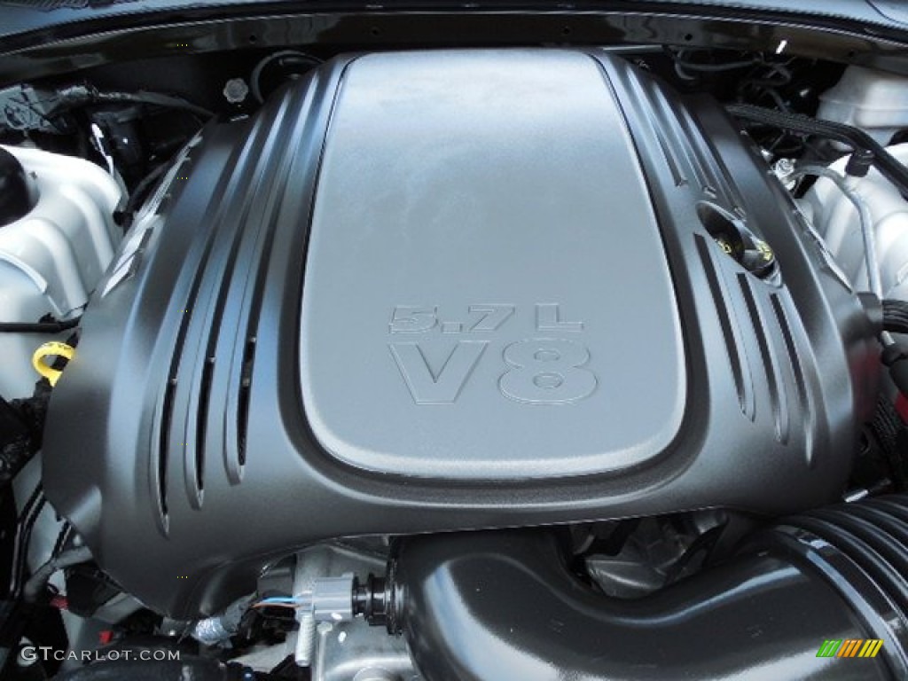 2013 Chrysler 300 S V8 5.7 liter HEMI OHV 16-Valve VVT V8 Engine Photo #83759833