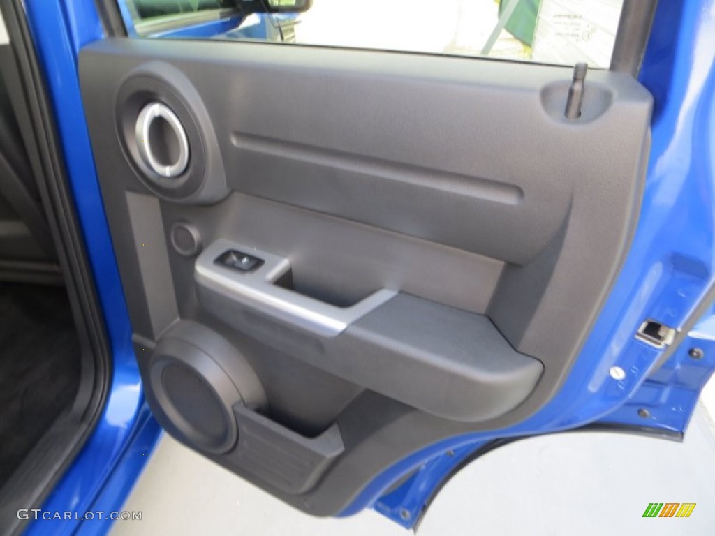 2007 Nitro R/T 4x4 - Electric Blue Pearl / Dark Slate Gray photo #24