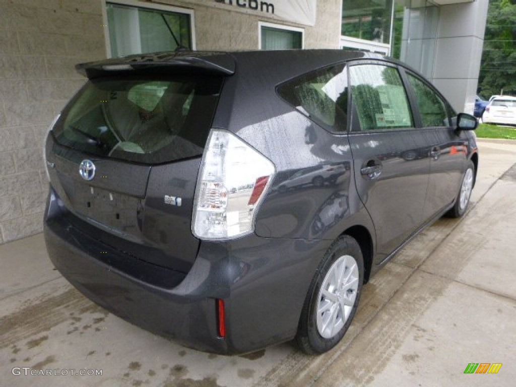 2013 Prius v Two Hybrid - Magnetic Gray Metallic / Dark Gray photo #2