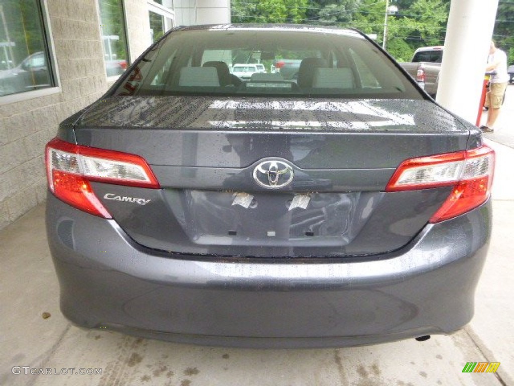 2013 Camry L - Magnetic Gray Metallic / Ash photo #3