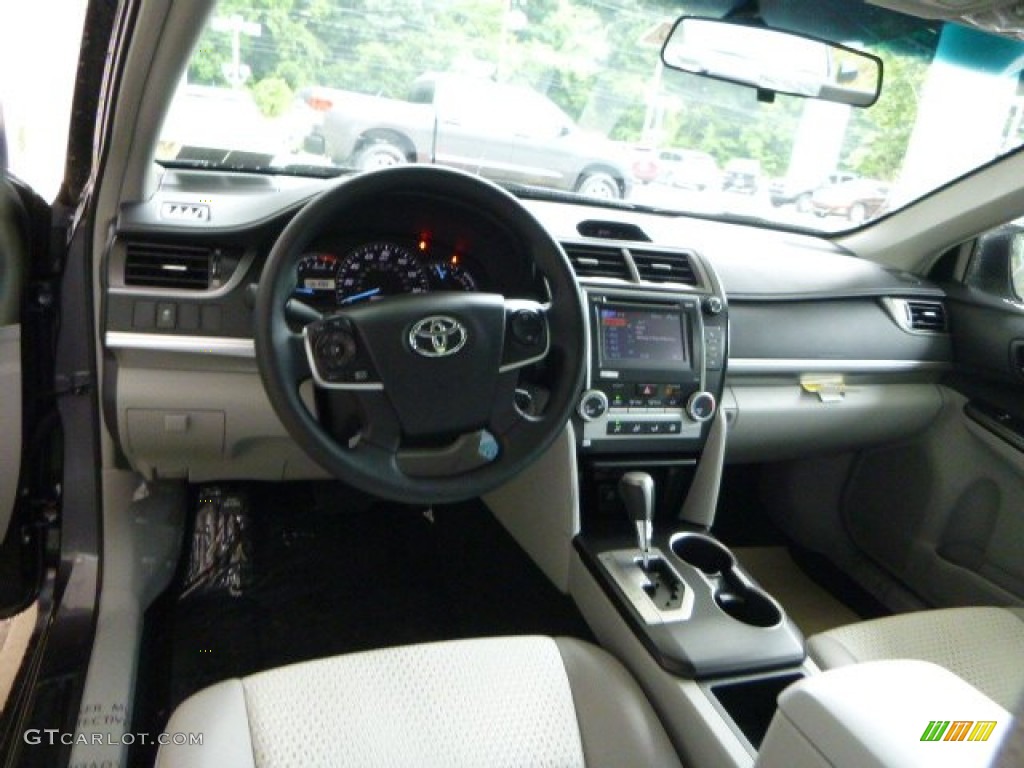 2013 Camry L - Magnetic Gray Metallic / Ash photo #14