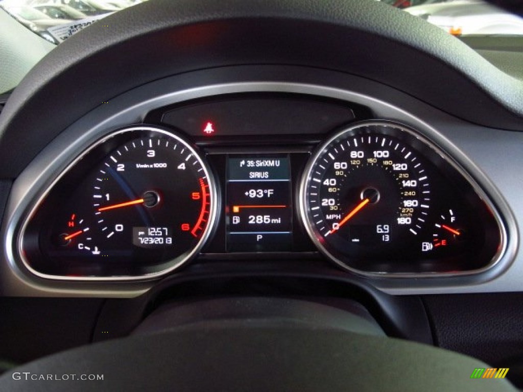 2013 Audi Q7 3.0 TDI quattro Gauges Photos