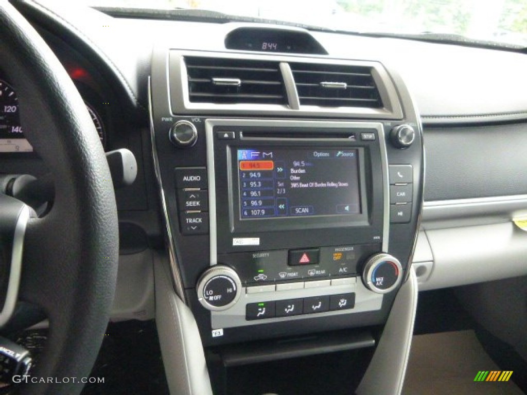 2013 Camry L - Magnetic Gray Metallic / Ash photo #18