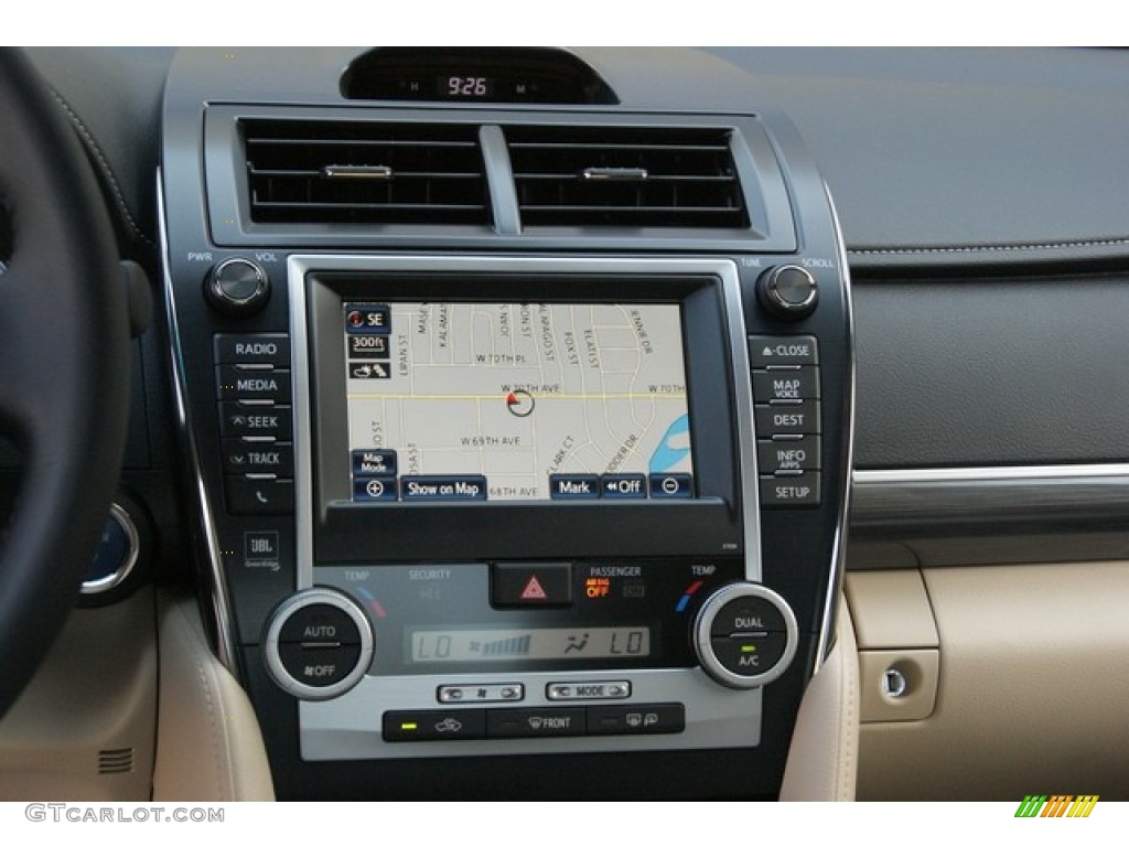 2013 Camry Hybrid XLE - Champagne Mica / Ivory photo #6