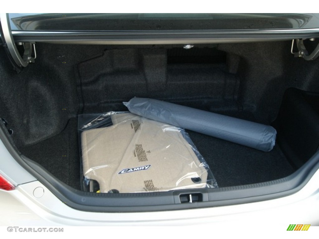 2013 Camry Hybrid XLE - Champagne Mica / Ivory photo #8