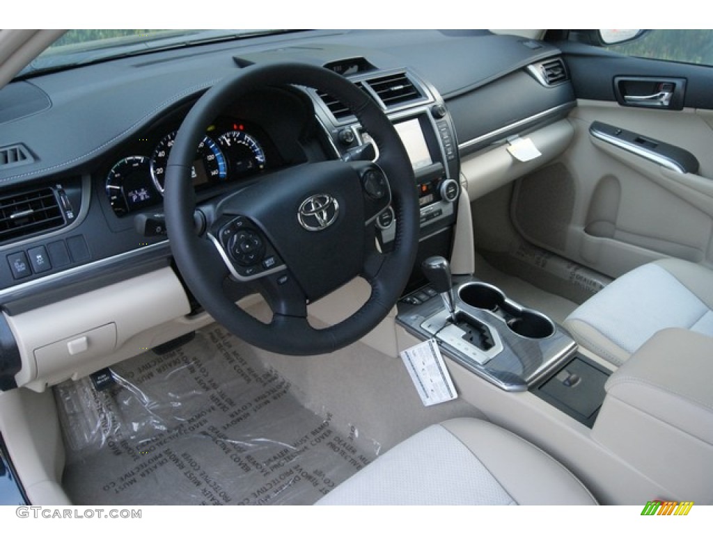 2013 Camry Hybrid XLE - Cosmic Gray Metallic / Ivory photo #5