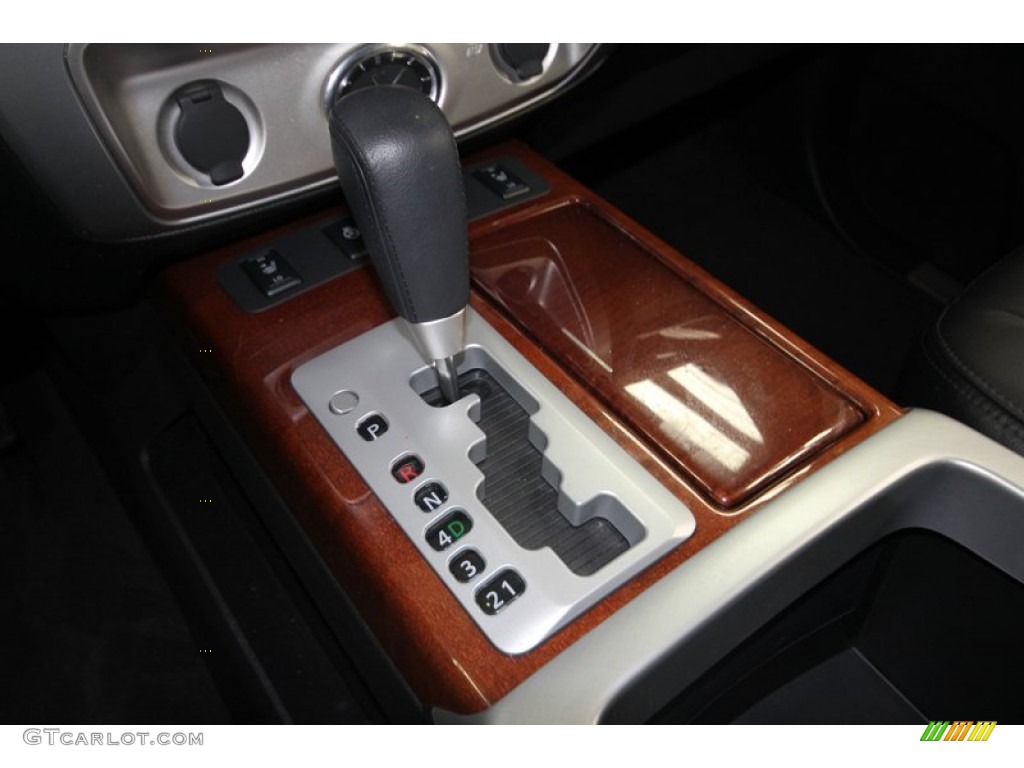 2010 QX 56 - Silver Graphite / Graphite photo #28