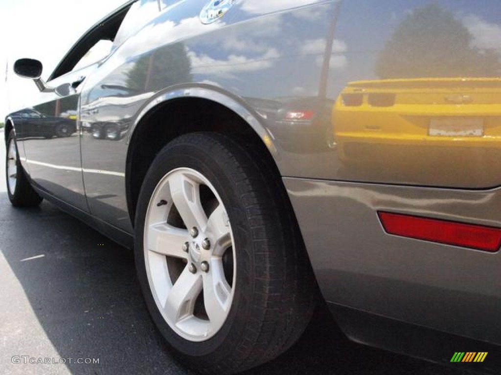 2012 Challenger SXT - Tungsten Metallic / Dark Slate Gray photo #4