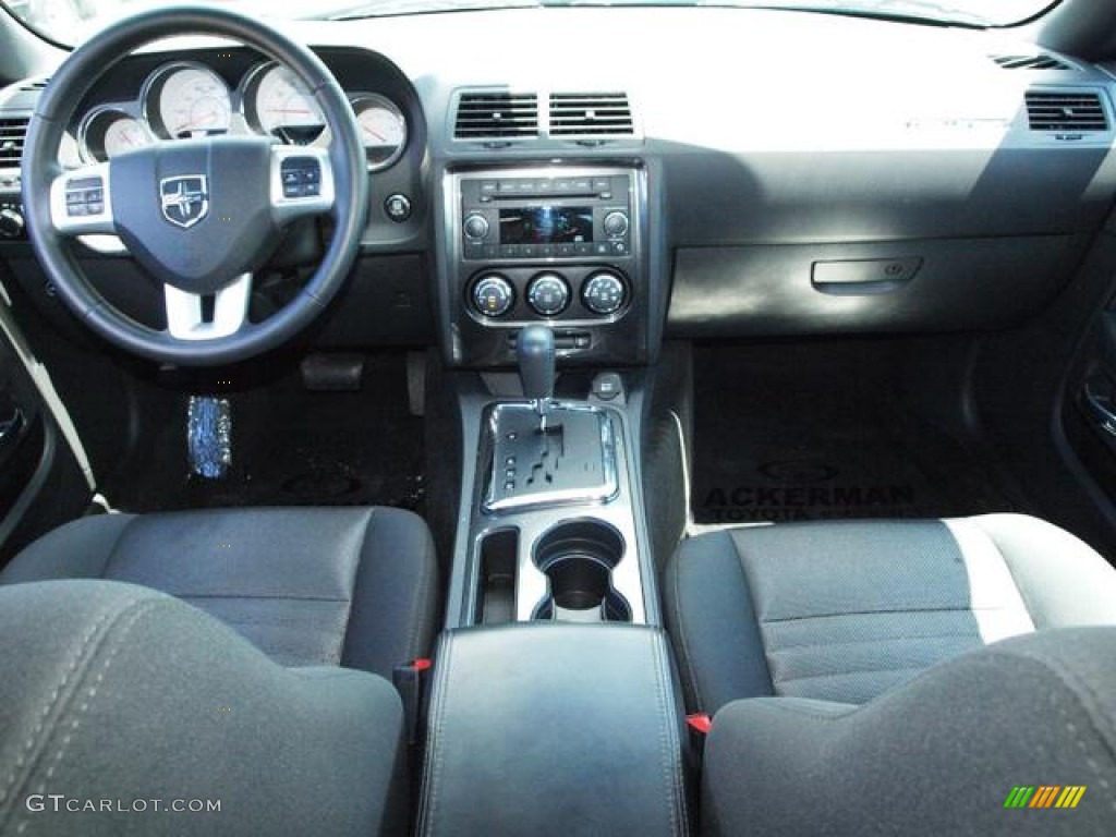 2012 Challenger SXT - Tungsten Metallic / Dark Slate Gray photo #10