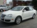 Candy White - Jetta SE Sedan Photo No. 3