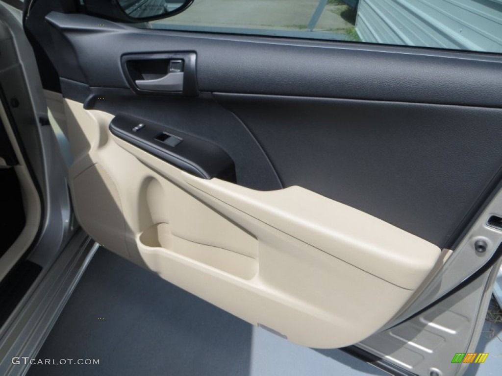 2013 Camry LE - Champagne Mica / Ivory photo #15