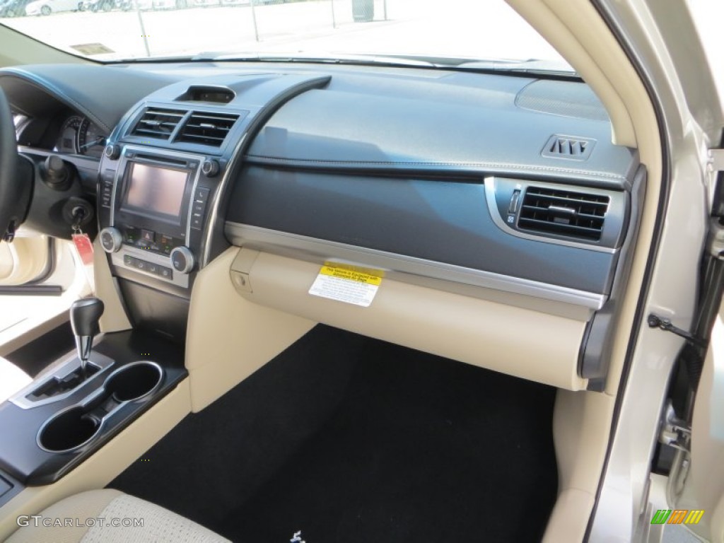 2013 Camry LE - Champagne Mica / Ivory photo #16