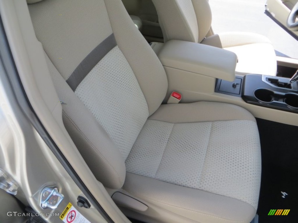 2013 Camry LE - Champagne Mica / Ivory photo #17