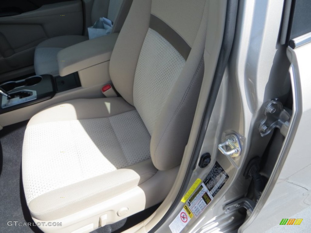2013 Camry LE - Champagne Mica / Ivory photo #23