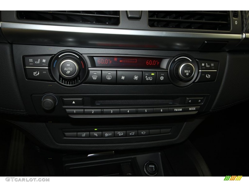 2014 BMW X6 M M xDrive Controls Photo #83770210