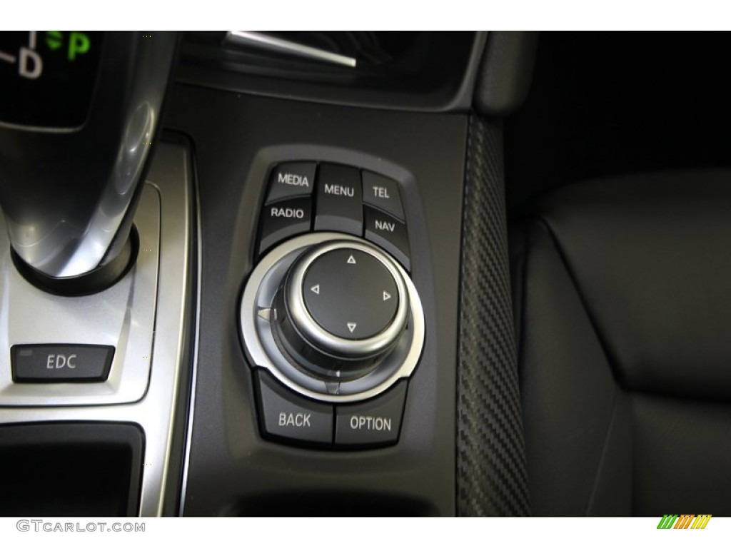2014 BMW X6 M M xDrive Controls Photo #83770228
