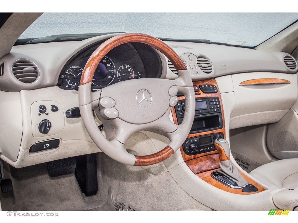 Stone Interior 2004 Mercedes-Benz CLK 500 Cabriolet Photo #83771266