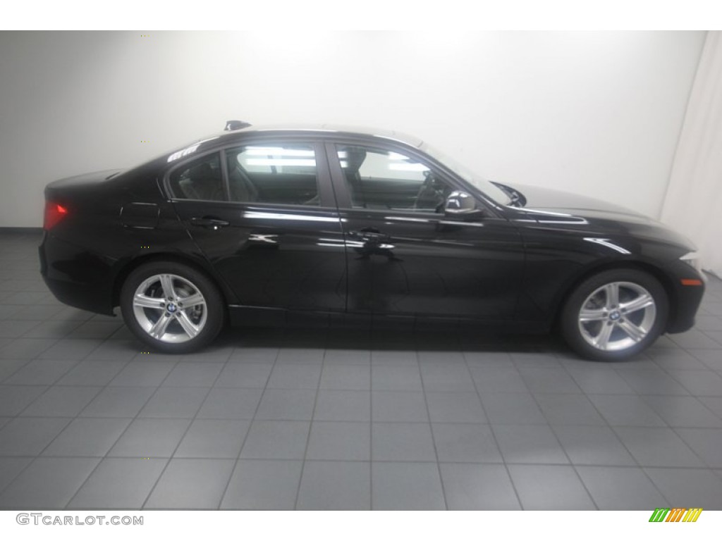 2013 3 Series 320i Sedan - Black Sapphire Metallic / Black photo #2
