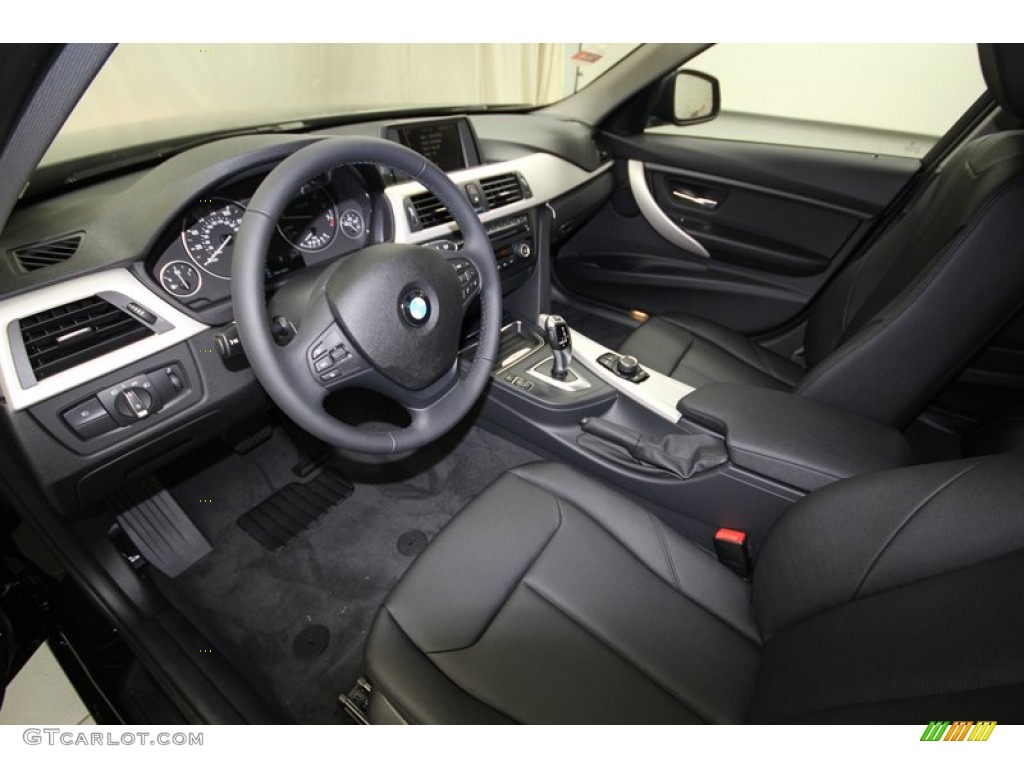 2013 3 Series 320i Sedan - Black Sapphire Metallic / Black photo #11