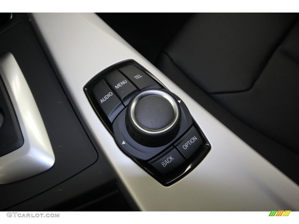 2013 3 Series 320i Sedan - Glacier Silver Metallic / Black photo #20