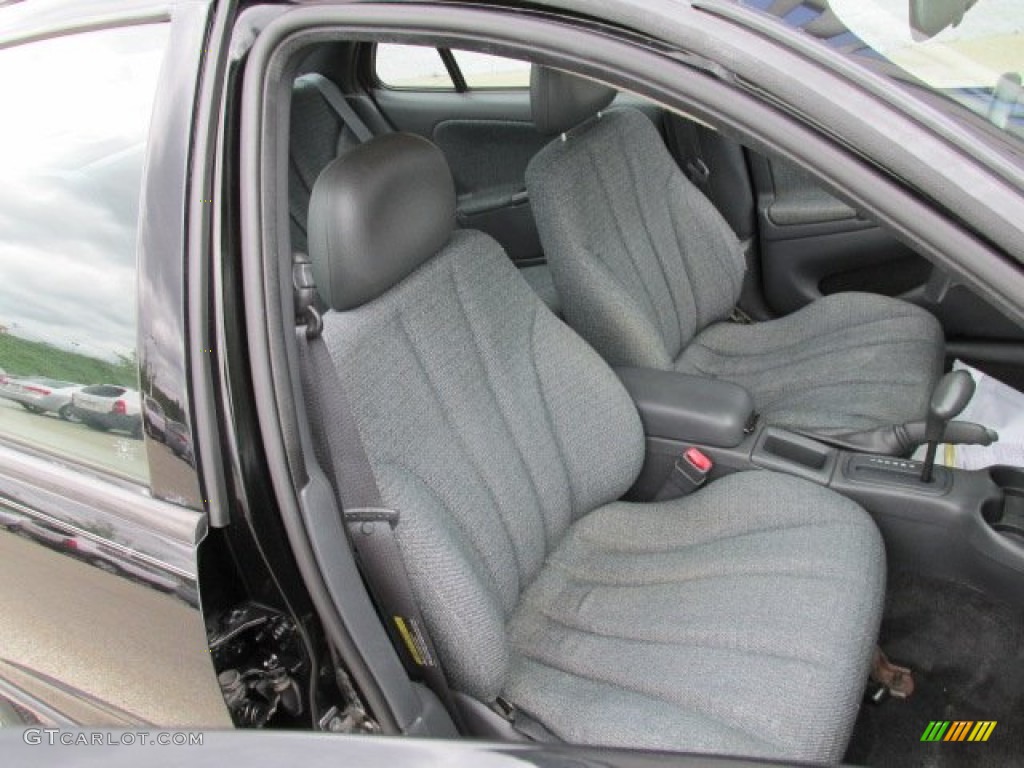 Graphite Gray Interior 2003 Chevrolet Cavalier Sedan Photo #83775358