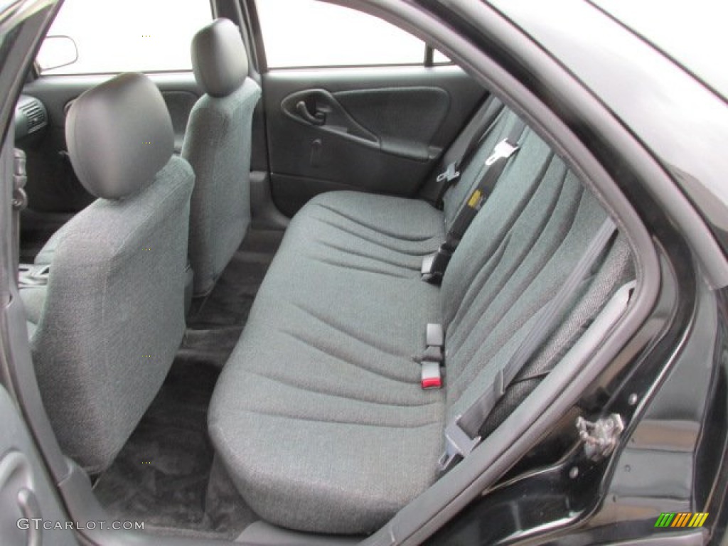 2003 Cavalier Sedan - Black / Graphite Gray photo #18