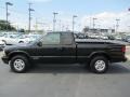 Onyx Black - S10 LS Extended Cab 4x4 Photo No. 4