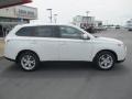 2014 Diamond White Pearl Mitsubishi Outlander SE S-AWC  photo #7