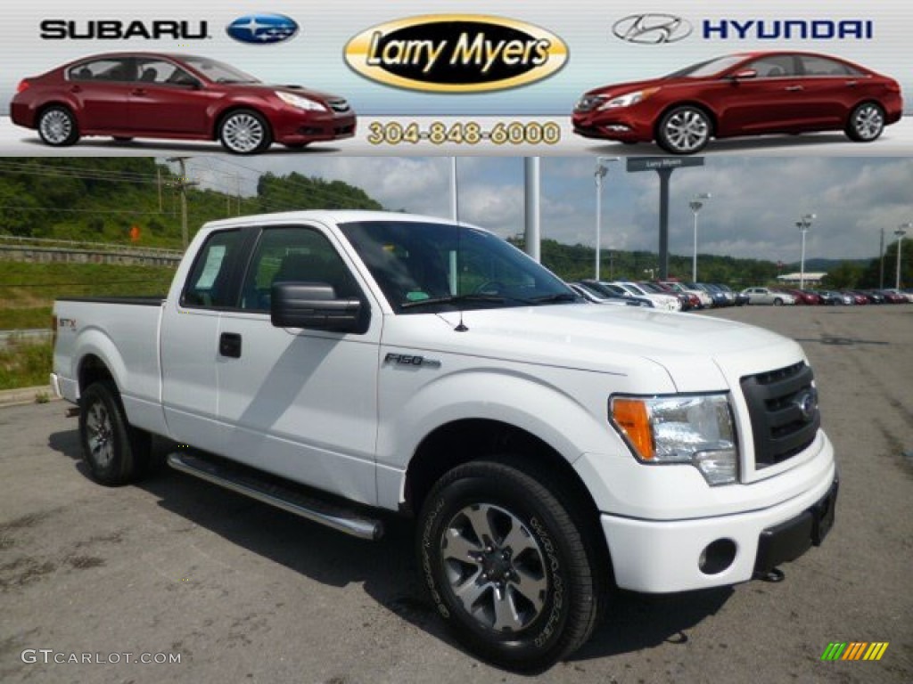 2012 F150 STX SuperCab 4x4 - Oxford White / Steel Gray photo #1