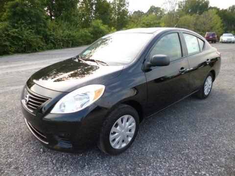 2014 Nissan Versa 1.6 S Sedan Data, Info and Specs