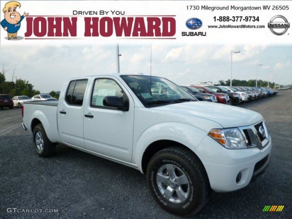 2013 Frontier SV V6 Crew Cab 4x4 - Glacier White / Steel photo #1