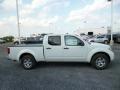 2013 Glacier White Nissan Frontier SV V6 Crew Cab 4x4  photo #8