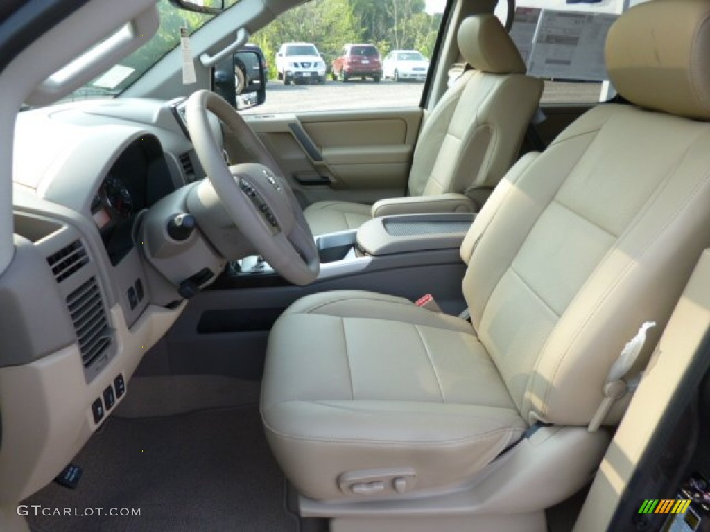 2013 Nissan Titan SL Crew Cab 4x4 Front Seat Photo #83779645