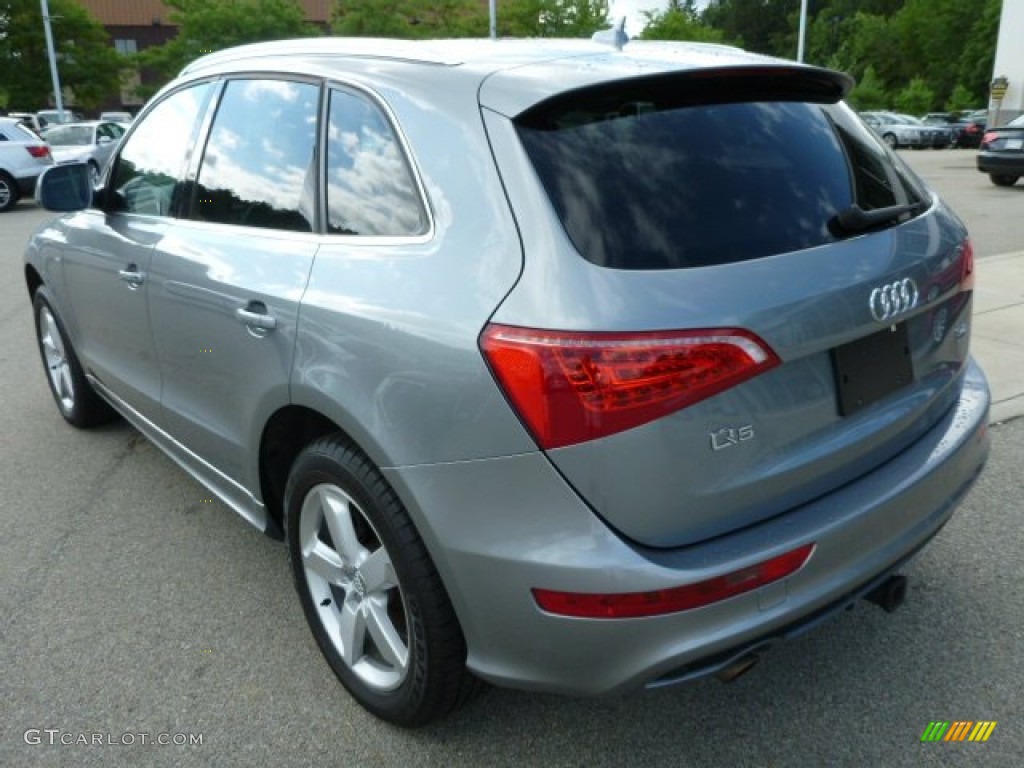Quartz Grey Metallic 2011 Audi Q5 3.2 quattro Exterior Photo #83783188