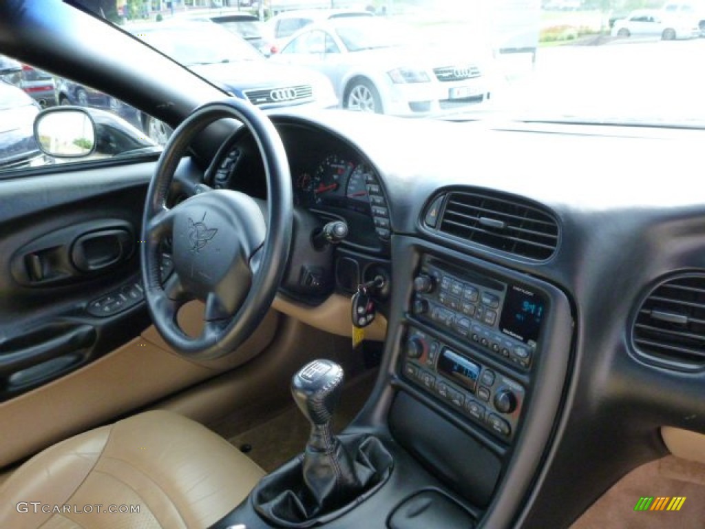 2004 Corvette Coupe - Black / Light Oak photo #10