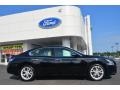 Super Black - Maxima 3.5 SV Premium Photo No. 2