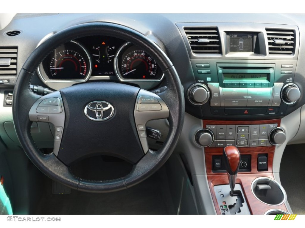 2010 Highlander Limited - Black / Ash photo #18