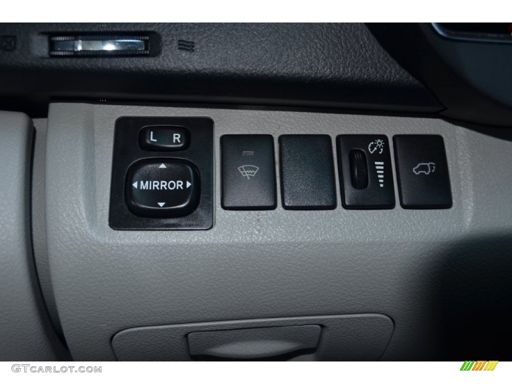 2010 Highlander Limited - Black / Ash photo #27