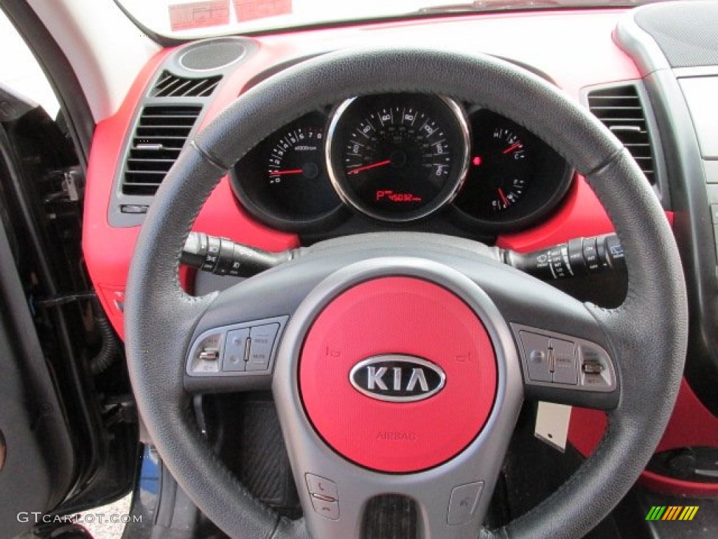 2011 Kia Soul Sport Red/Black Sport Leather Steering Wheel Photo #83787513