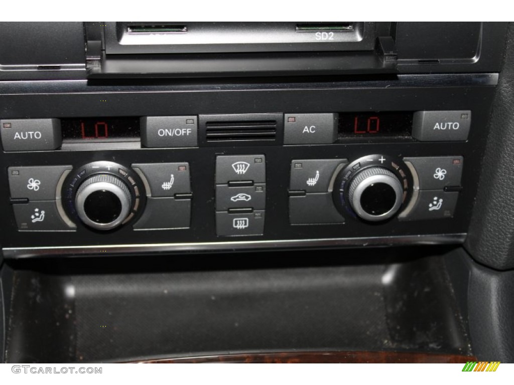 2012 Audi Q7 3.0 TFSI quattro Controls Photo #83788744