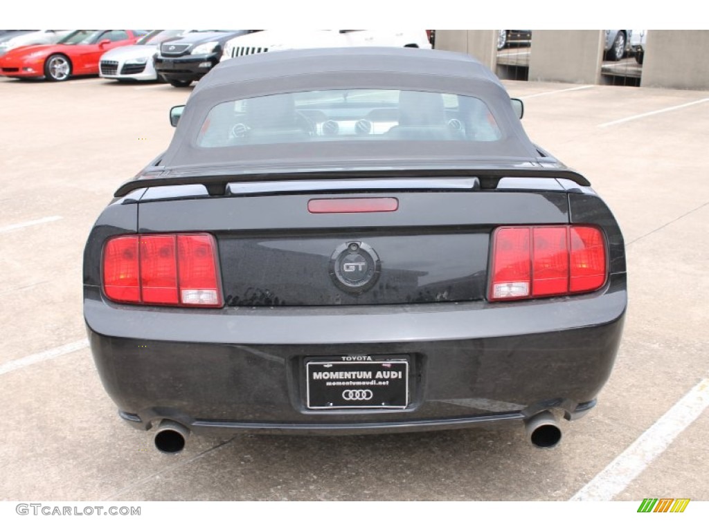 2006 Mustang GT Premium Convertible - Tungsten Grey Metallic / Dark Charcoal photo #10