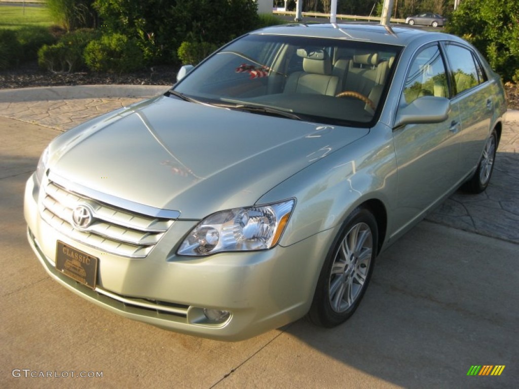 2007 Avalon Limited - Silver Pine Pearl / Ivory photo #1