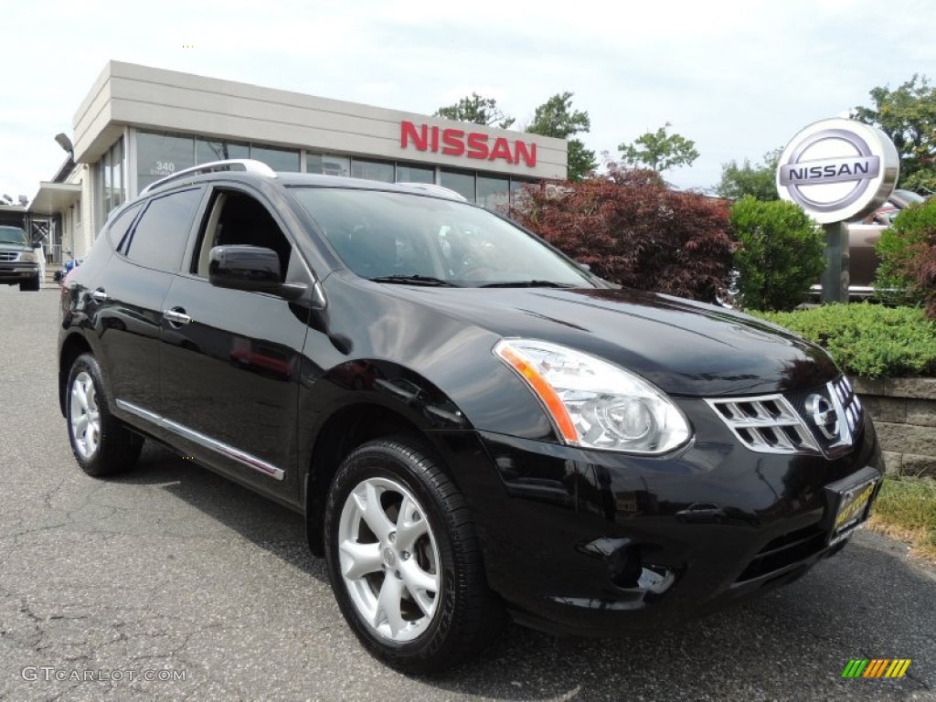 2011 Rogue S AWD - Wicked Black / Black photo #1