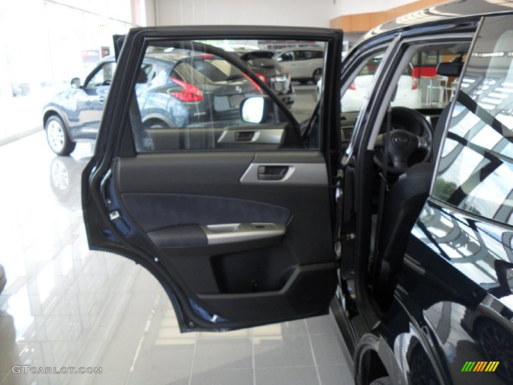 2010 Forester 2.5 X - Obsidian Black Pearl / Black photo #25