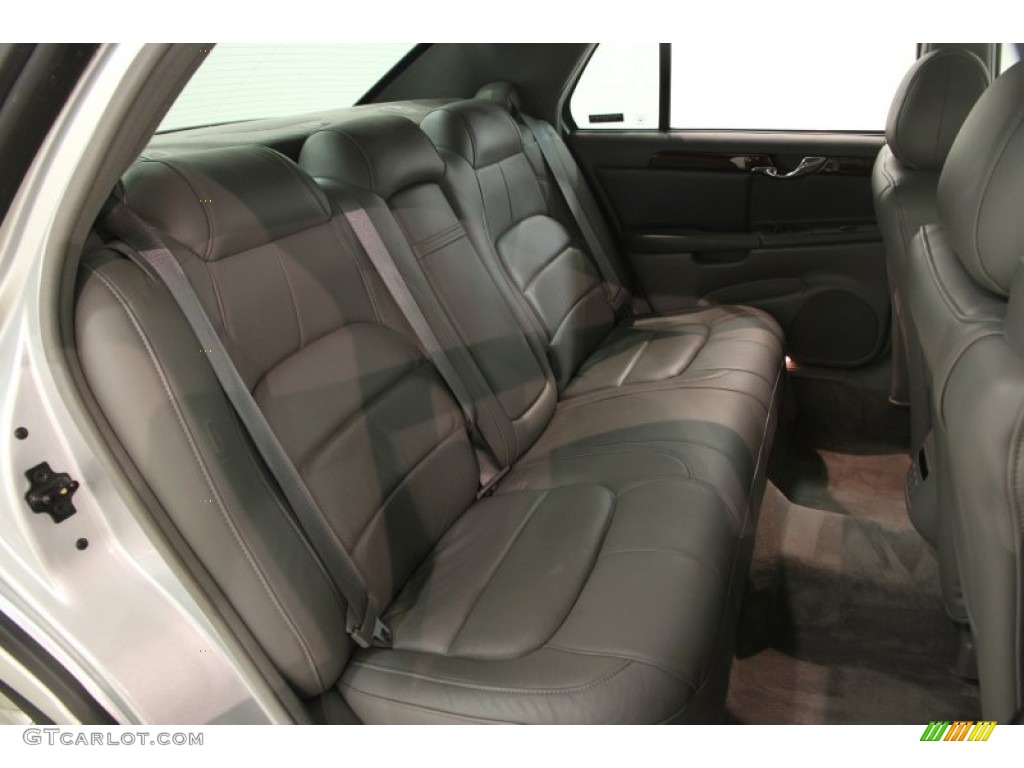 2001 DeVille DTS Sedan - Sterling Silver / Dark Gray photo #16