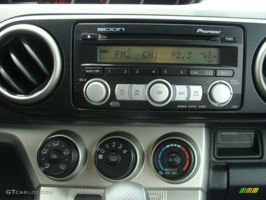 2009 xB  - Hypnotic Teal Mica / Dark Gray photo #12