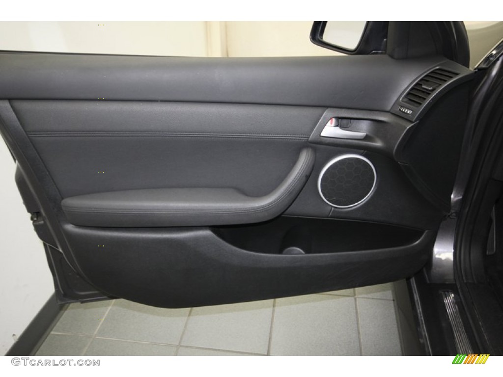 2009 Pontiac G8 GT Door Panel Photos