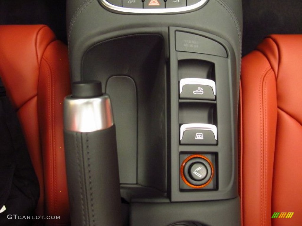 2014 Audi R8 Spyder V10 Controls Photo #83798018