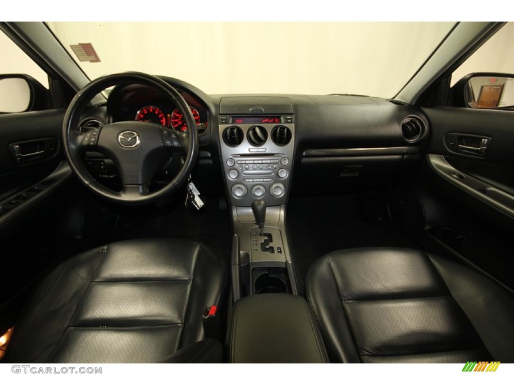 2003 Mazda MAZDA6 s Sedan Black Dashboard Photo #83799610