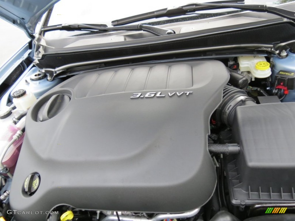 2013 Avenger SE V6 - Crystal Blue Pearl / Black photo #9